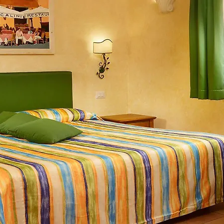 Santa Maria 3*