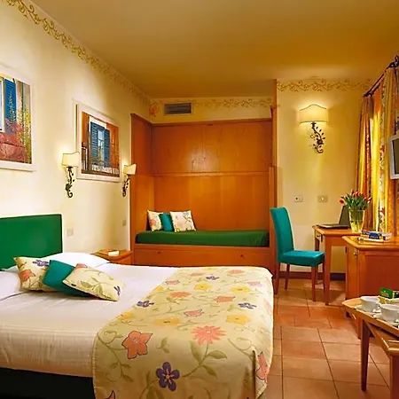 Santa Maria 3* Rome