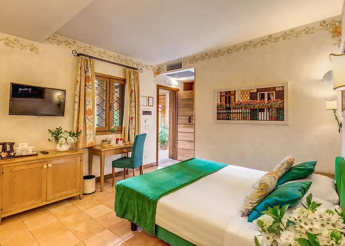 Hotel Santa Maria 3*