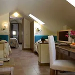 Hotel Santa Maria 3*