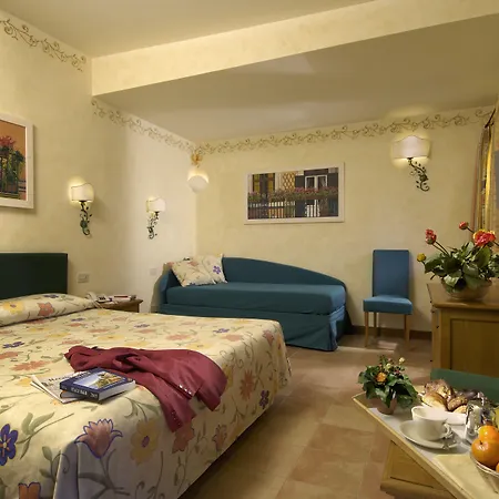 Santa Maria Szálloda 3*