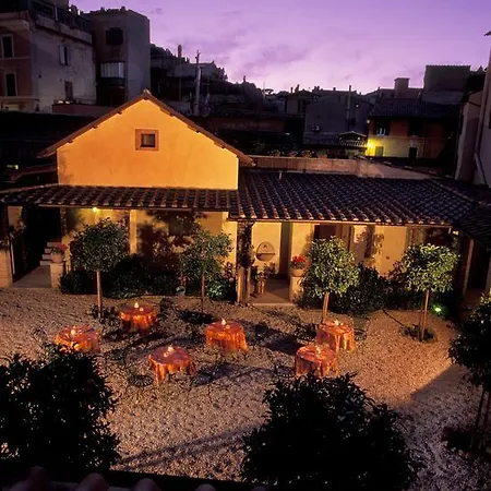 Santa Maria Szálloda 3*