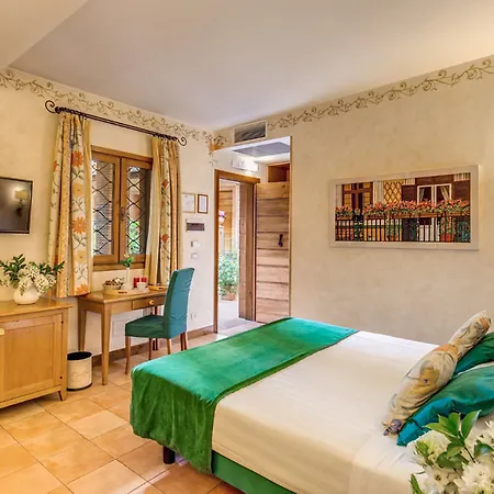Szálloda Santa Maria 3*